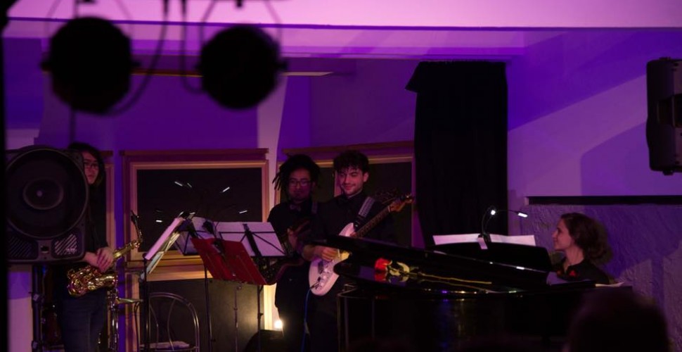 28059149_2093047280941566_6939628465466944604_n